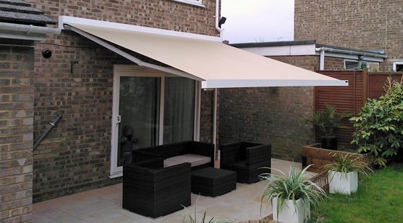 Patio Awning Bury St Edmunds From FCDHomeImprovements.co.uk